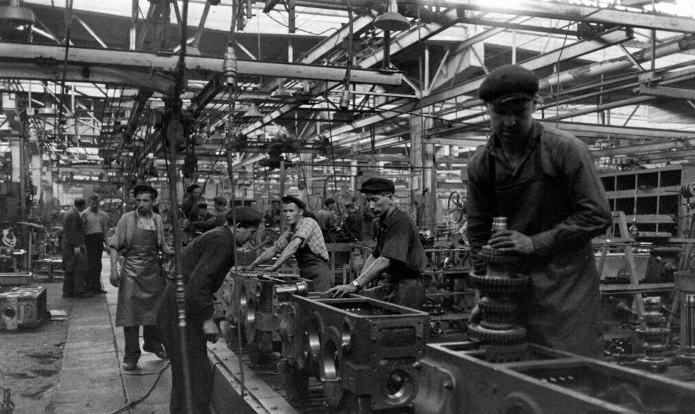 100 лет фабрике победа труда фото Условия труда в годы Великой Отечественной войны 1941-1945 РосЭкоАудит Channel Д