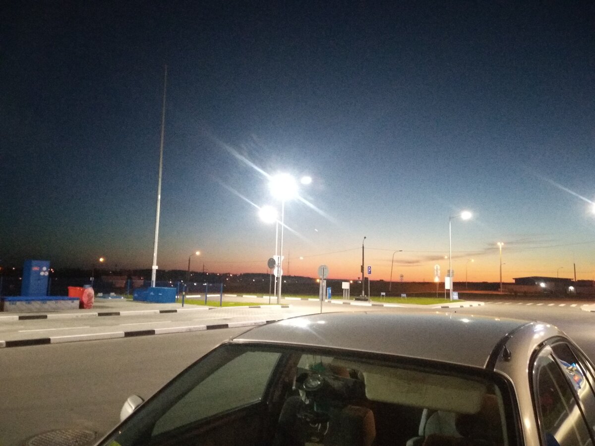 3:30 утра на выезде из города. Надо было выезжать раньше!