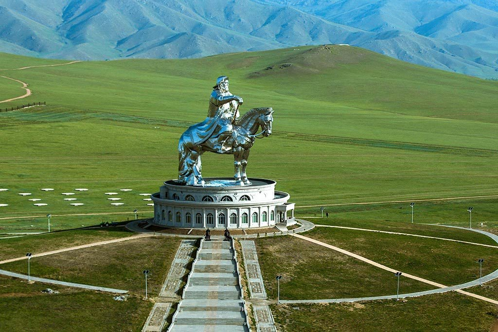 CentralAsia: Монгольские женщины выступают за разработку закона против сексуальных домогательств