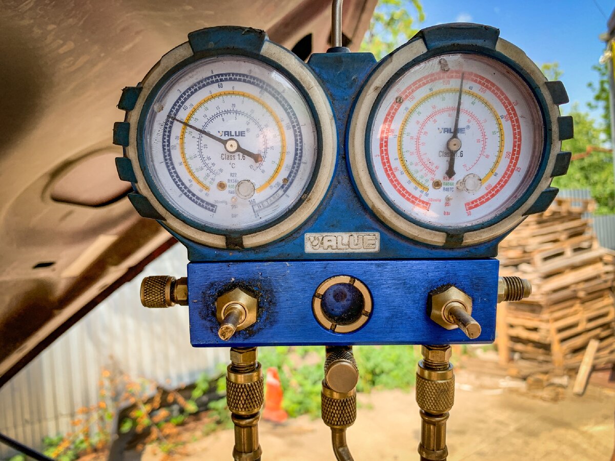 Сколько стоит заправить кондиционер в машине. Съездил на сервис и ...