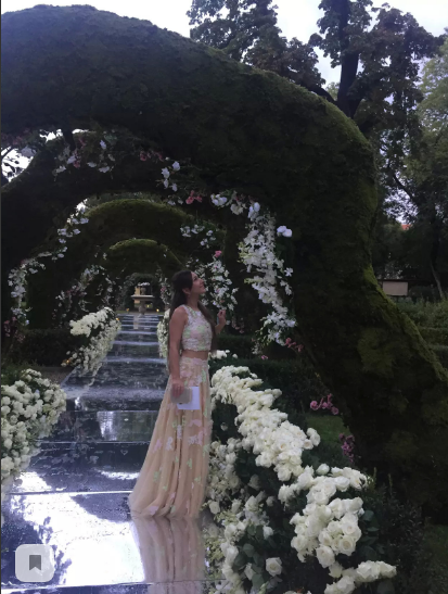 фото из личного альбома.Моя племяшка в Италии.