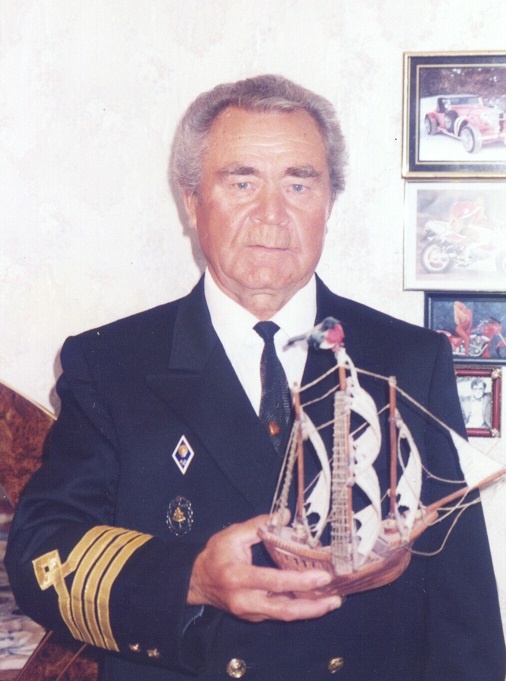 Капитан Демидов