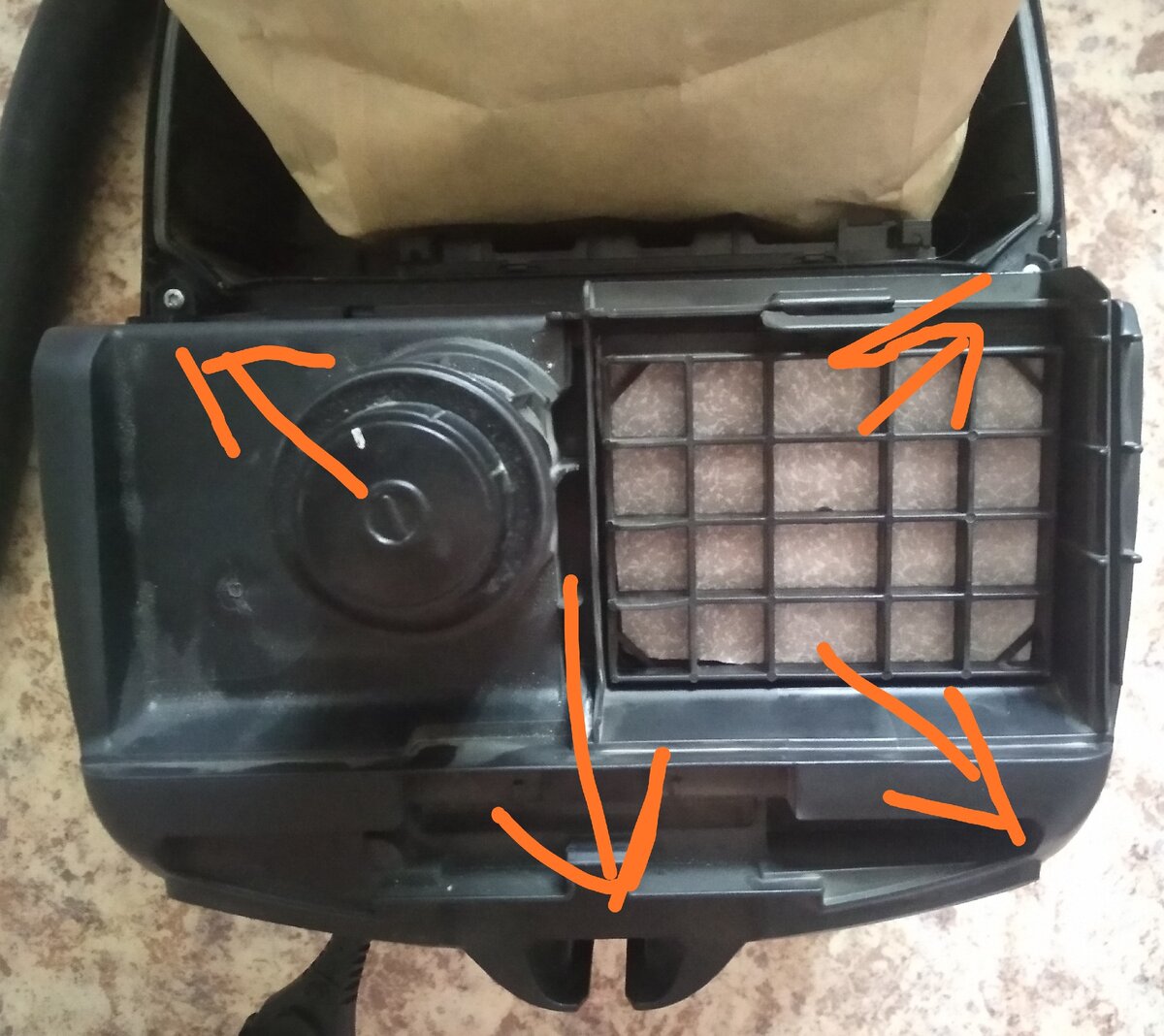 Они по стрелкам. Не скрыты. Не опечатаны.