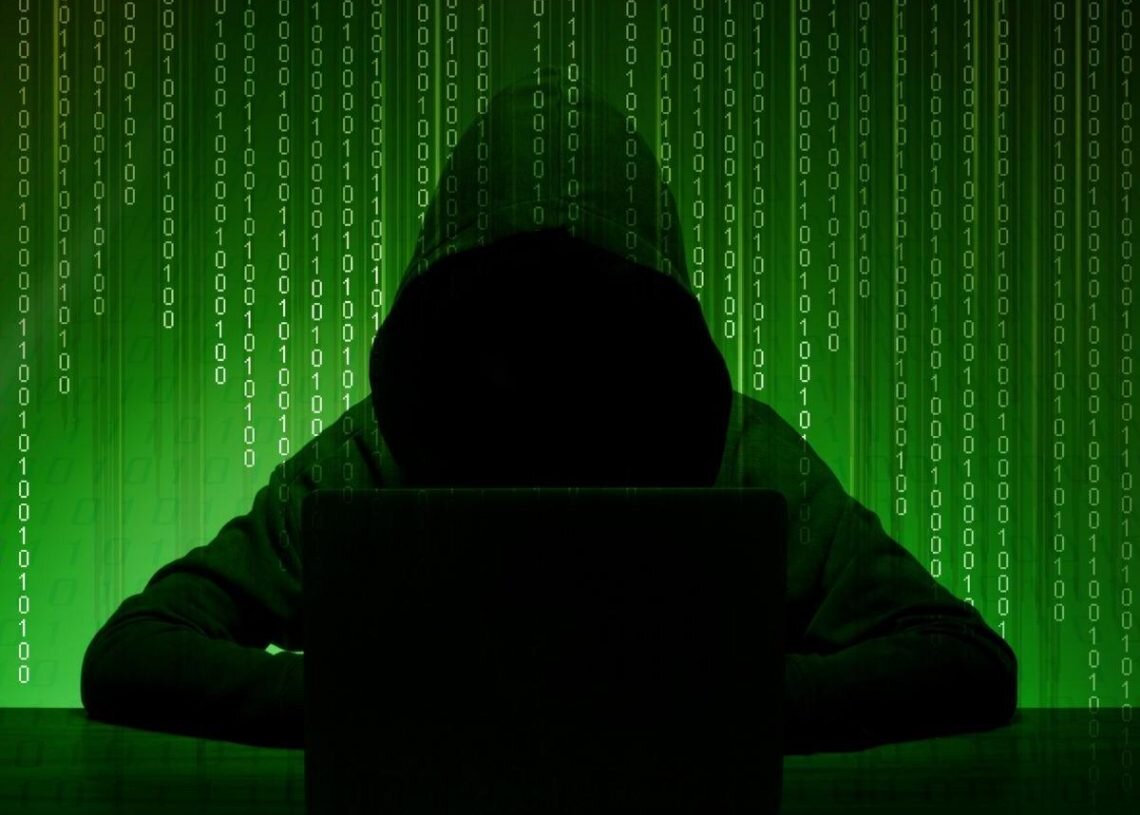 Хак. Хакер. Картина хакера. Фотография хакера. Человек в киберпространстве.