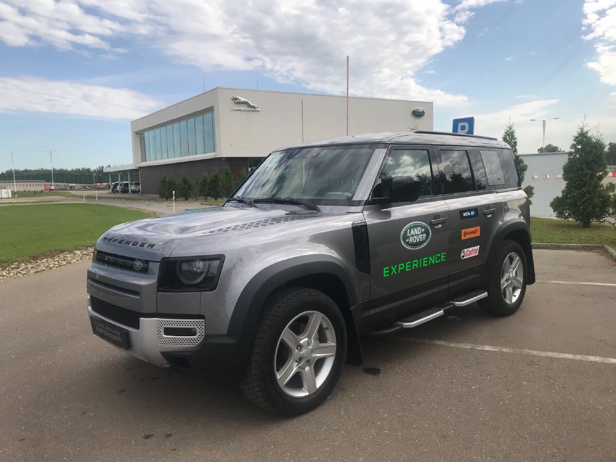 Land Rover Defender. Новый взгляд на эпохальный внедорожник. Большой  тест-драйв. | АвТОгус | Дзен