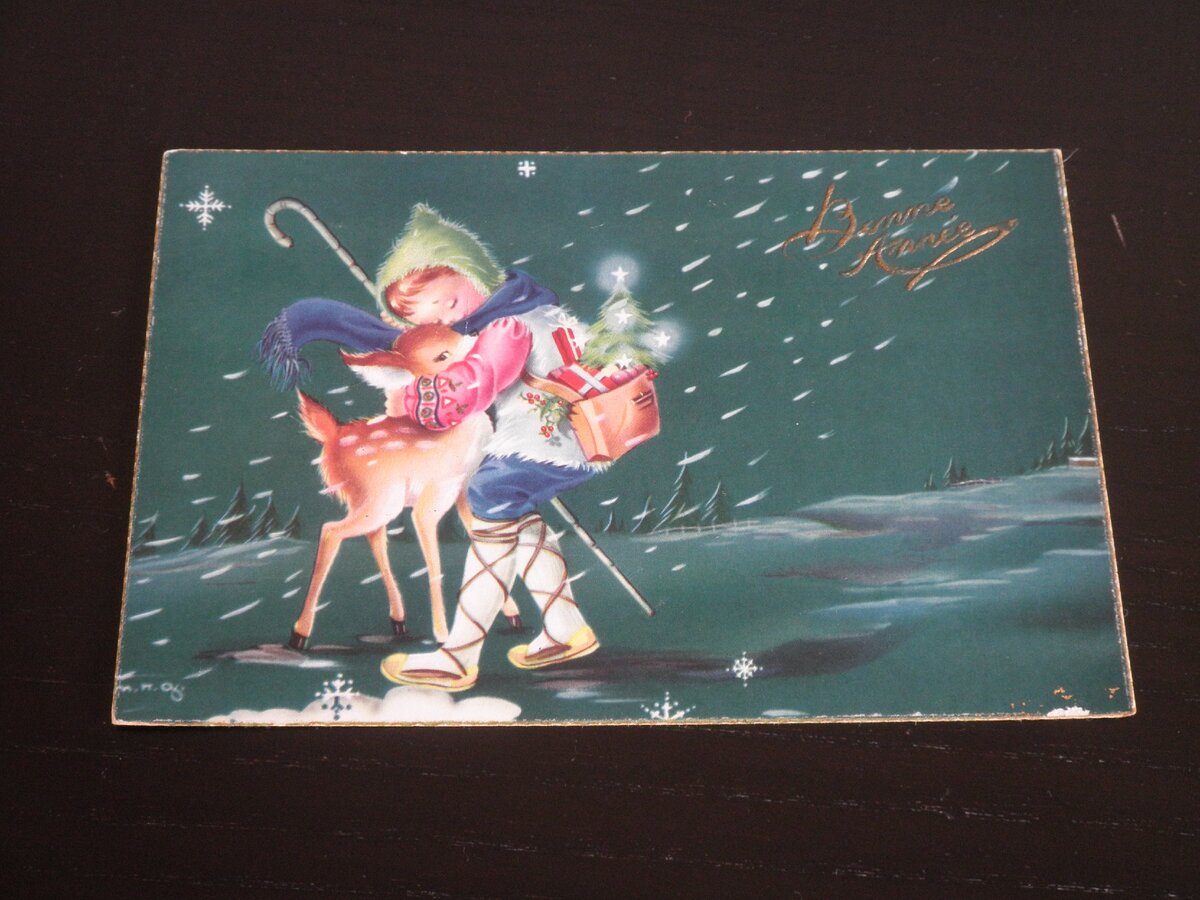 Открытка девочка с оленёнком. Фото и открытка автора.