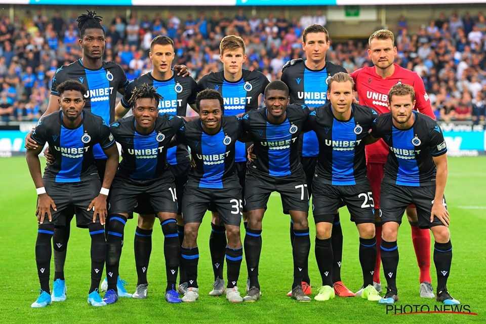 "Брюгге"Бельгийский профессиональный футбольный клуб из одноимённого города в Западной Фландрии. Клуб, основанный в 1891 году, является одним из старейших футбольных клубов Бельгии, а также одним из двух общепризнанных грандов национального первенства. «Брюгге» - единственный бельгийский клуб, участвовавший в финале самого престижного европейского клубного турнира - Кубка европейских чемпионов.