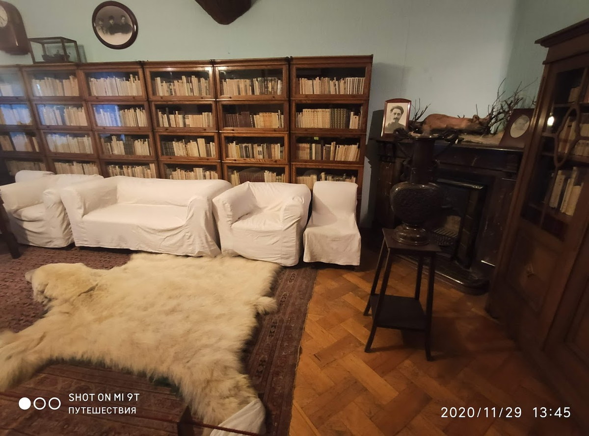 Петербург. Музей Кирова. Кабинет. Фото автора (листайте галерею)
