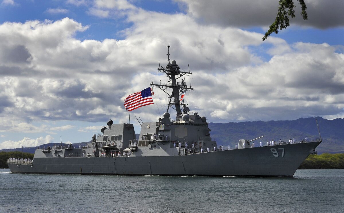 Эсминец USS Halsey (DDG-97) IIA серии. Источник: www.pinterest.ru