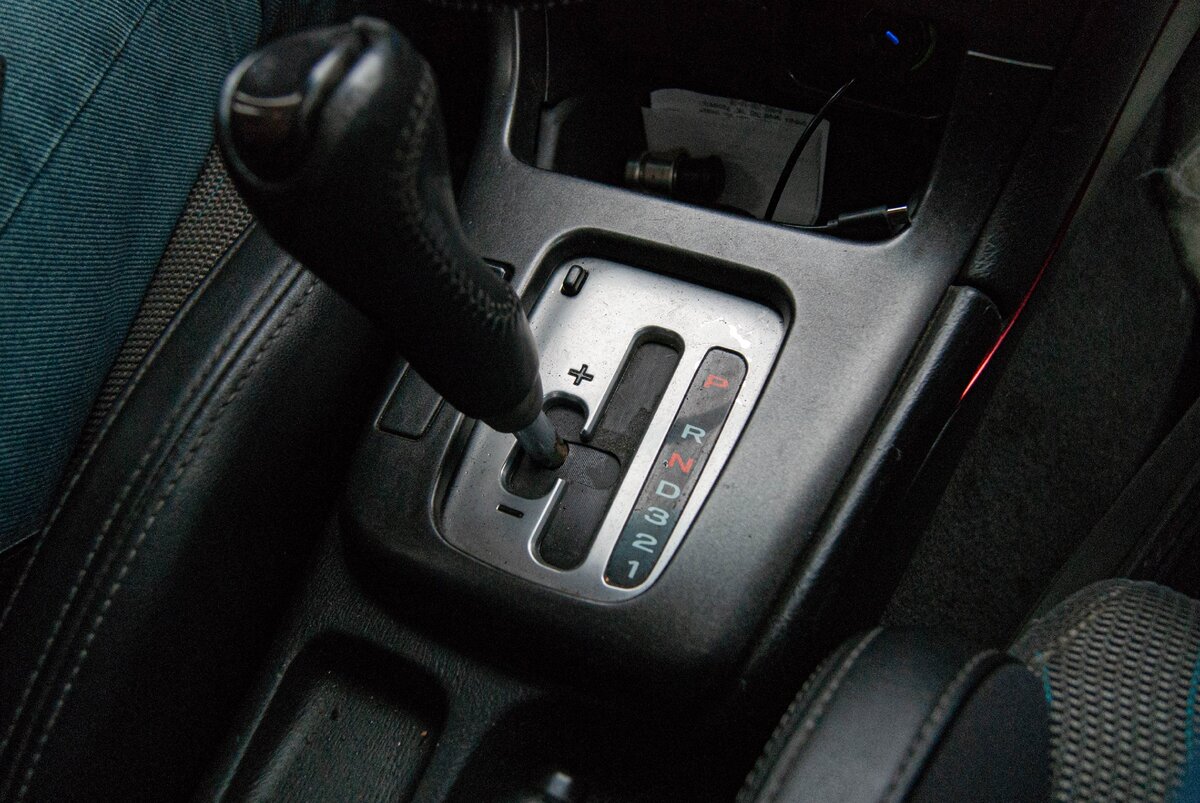 "На вариаторе нельзя буксовать, иначе коробку "положишь", — рассказываю ...