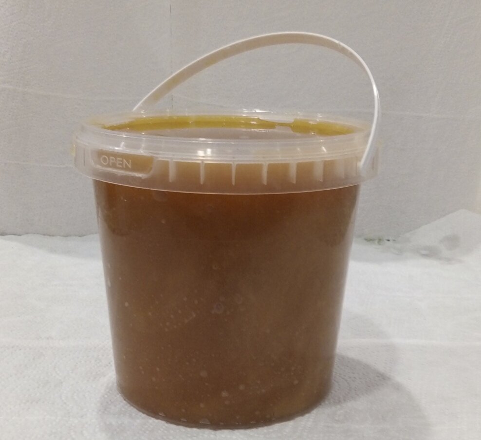 У нас на сайте продается хороший и качественный мед без красителей и добавок