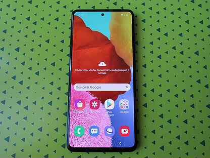 Основные характеристики Samsung Galaxy A51 (модель SM-A515F)
SoC Samsung Exynos 9611, 8 ядер (4×Cortex-A73 @2,3 ГГц + 4×Cortex-A53 @1,7 ГГц)
GPU Mali-G72 (MP3)
Операционная система Android 10, One UI 2.1
Дисплей Super AMOLED 6,5″, 2400×1080, 20:9, 405 ppi
Оперативная память (RAM) 4/6/8 ГБ, внутренняя память 64/128 ГБ
Поддержка microSD
Поддержка Nano-SIM (2 шт.)
Сети GSM/WCDMA/LTE-A
GPS/A-GPS, Глонасс, BDS, Galileo
Wi-Fi 802.11a/b/g/n/ac, Wi-Fi Direct
Bluetooth 5.0, A2DP, LE
USB 2.0 Type-C, USB OTG
3,5-миллиметровый аудиовыход на наушники
Камера 48 Мп (f/2,0) + 12 Мп (f/2,2) + 5 Мп (f/2,4) + 5 Мп (f/2,2), видео 4K@30 fps
Фронтальная камера 32 Мп (f/2,2)
Датчики приближения и освещения, магнитного поля, акселерометр, гироскоп
Сканер отпечатков пальцев (подэкранный, оптический)
Аккумулятор 4000 мА·ч
Размеры 159×74×7,9 мм
Масса 172 г