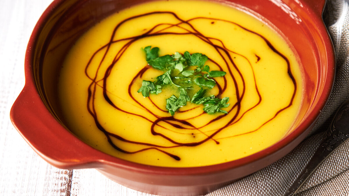 Это мой постный вариант, я украсила его бальзамиком и зеленью, а ниже покажу вариант посытнее