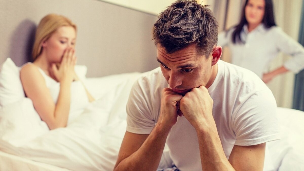 большинство мужчин обманывают вторую половину