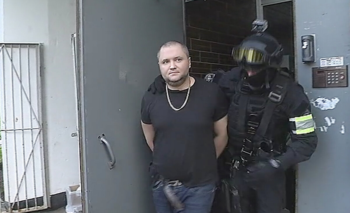 Тут унижение Человека и его Достоинства.