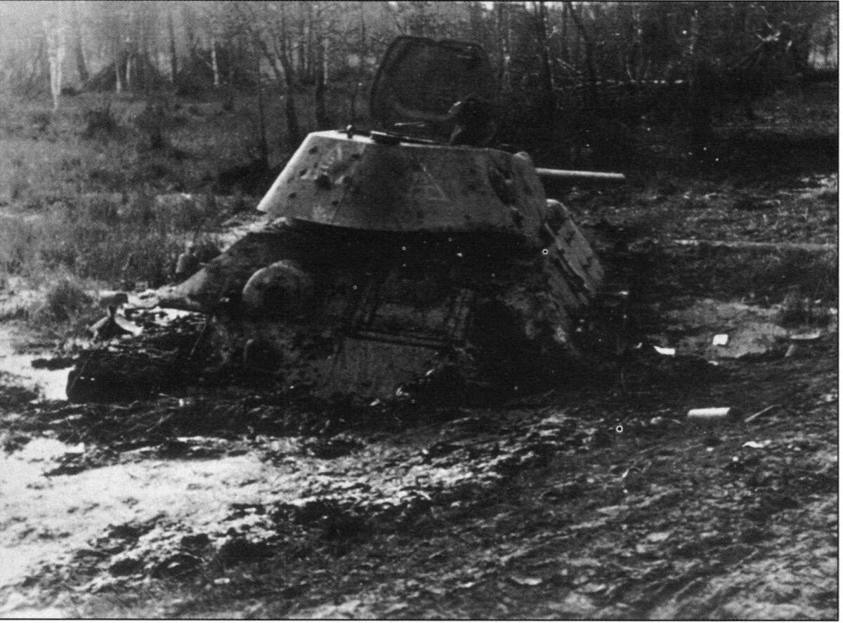 Т-34-85 В болоте
