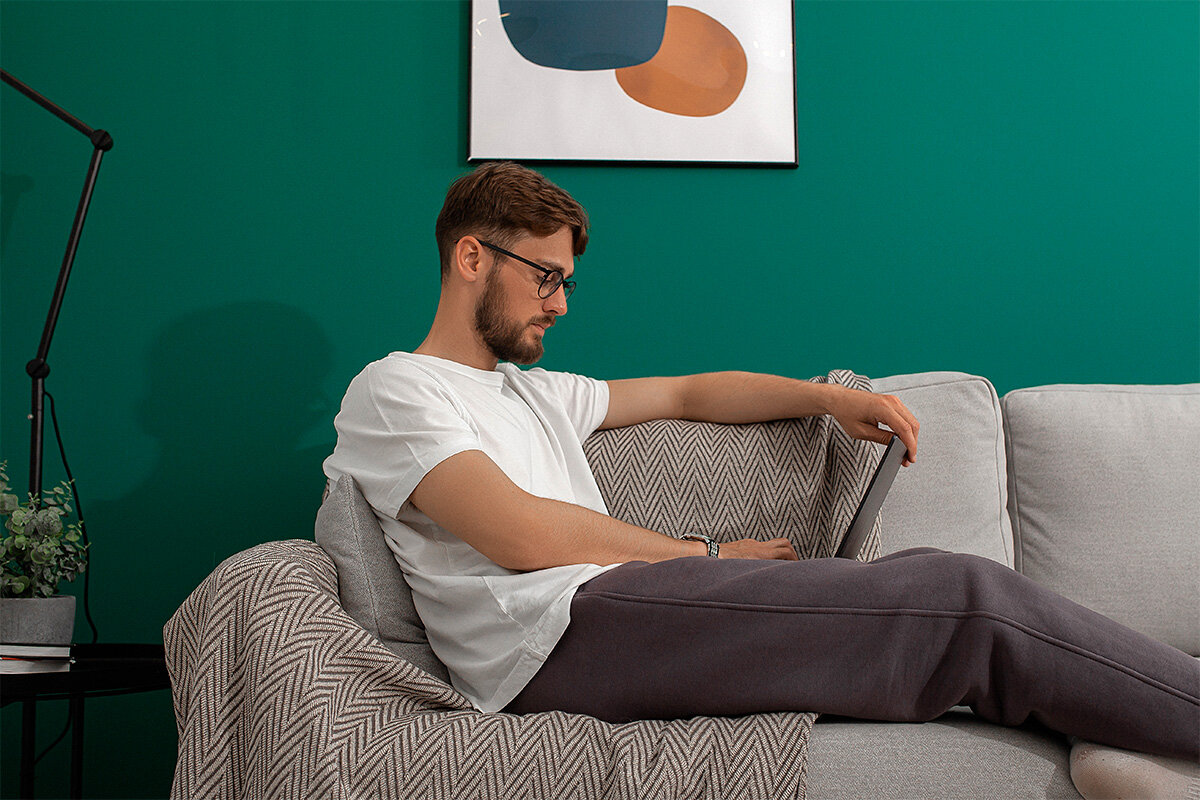 Рендер LevelUp. Меблировка и декорирование помещений (в том числе окраска стен в цвет, отличный от серого), а также установка приборов электроосвещения выполняется собственником.