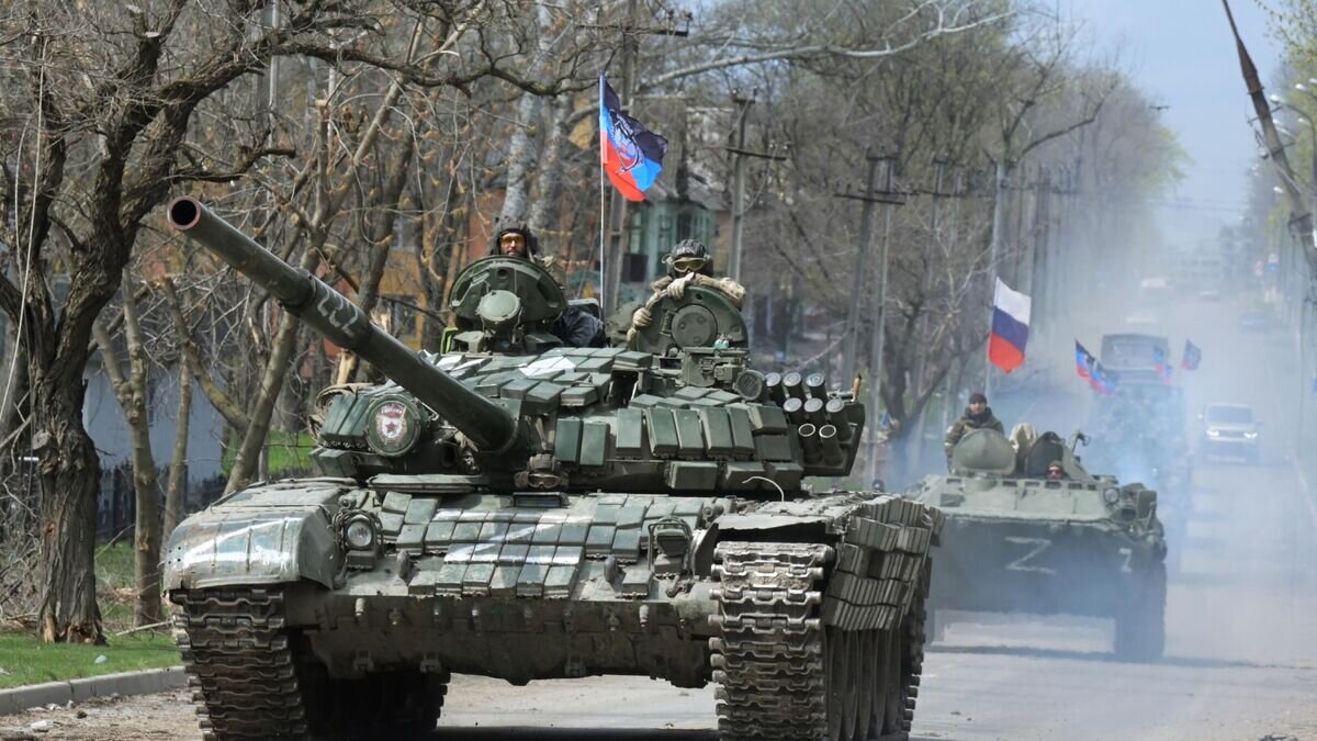    Бойцы Народной милиции ДНР покидают освобожденный Мариуполь© РИА Новости / Илья Питалев