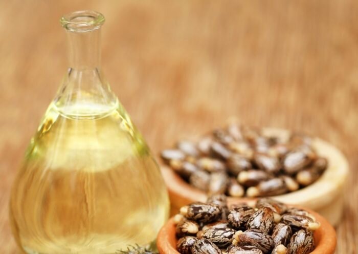 Касторовое масло эффективно осветляет пигментные пятна