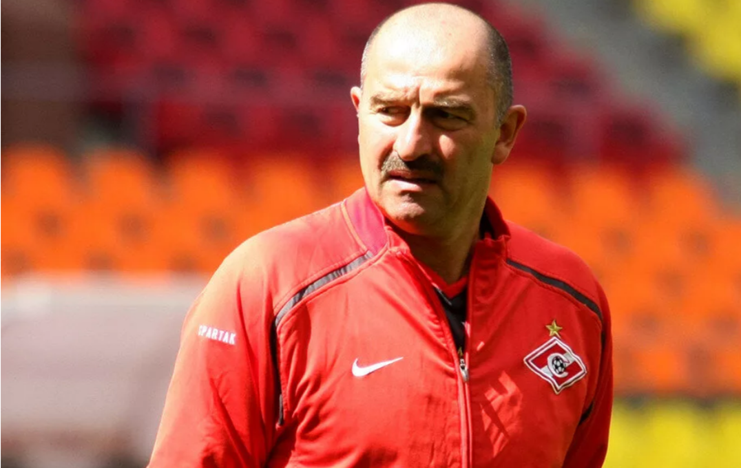 На фото Станислав Черчесов. Фото с сайта championat.com