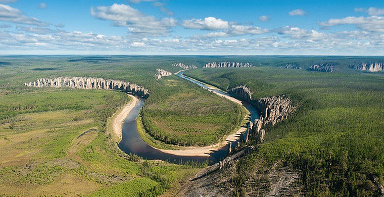 Природное достояние Якутии.Источник:https://moya-planeta.ru/travel/view/yakutiya_lenskie_stolby_742