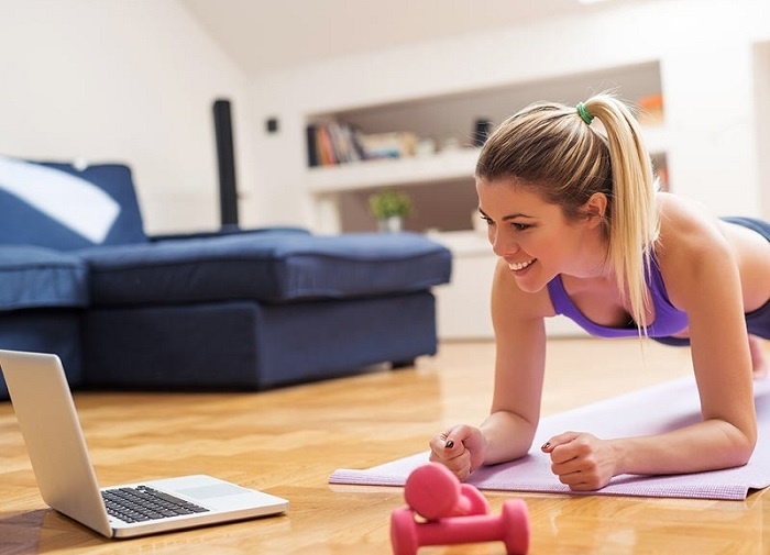 Каждый понедельник, вторник, среду, четверг и субботу в нашем инстаграм-аккаунте @sportportnn мы ждем вас на онлайн-тренировках от профессиональных инструкторов