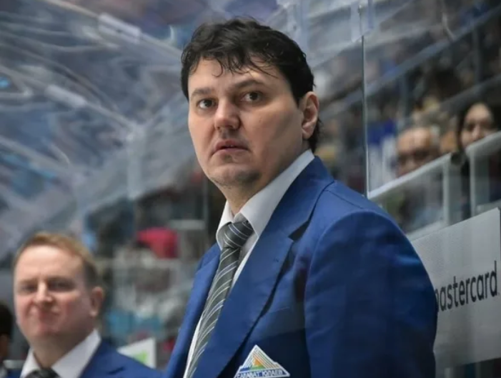 Бывший главный тренер "Салават Юлаев", а ныне входит в тренерский штаб. Фото: khl.ru