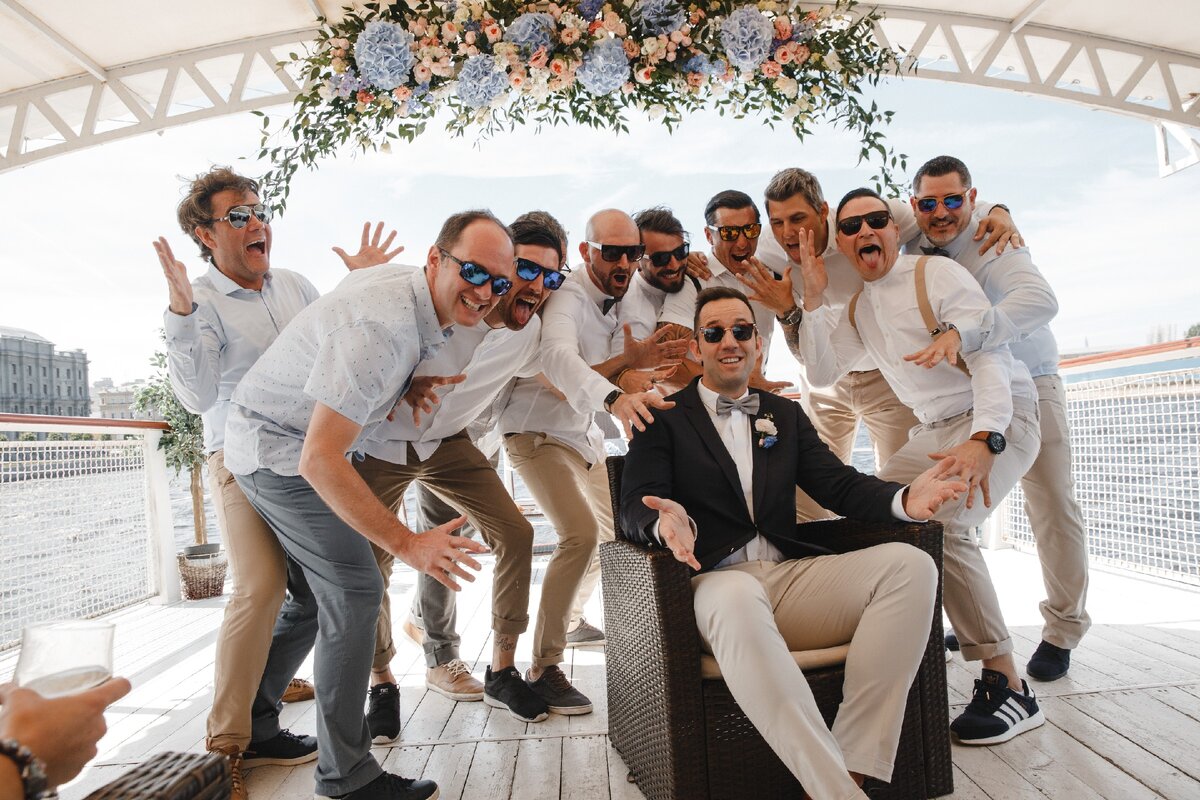 Вариация на тему "портрет жениха" 