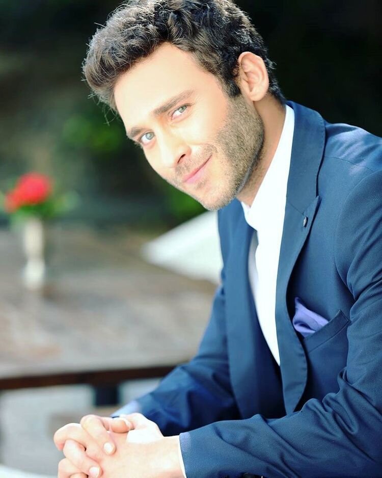 Сечкин Оздемир /  Seçkin Özdemir
