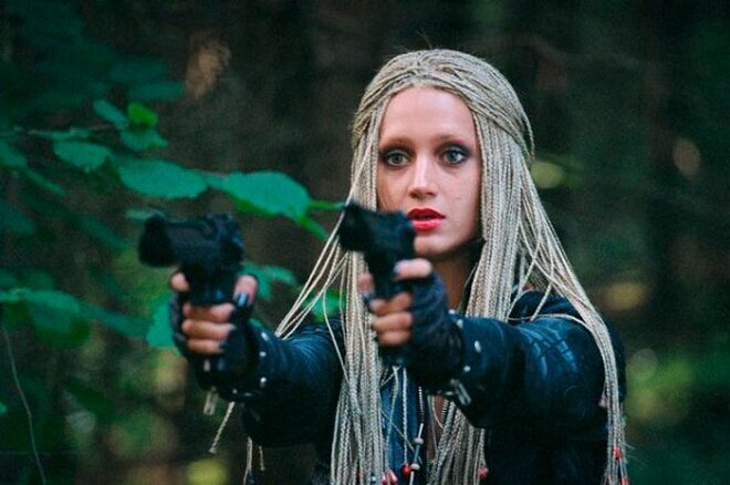 Виктория Исакова "Охота на пиранью"