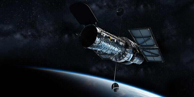 Телескоп Хаббл — один из самых дорогостоящих космических проектов. Его стоимость составила более 400 миллионов долларов. Источник: https://factslider.ru/