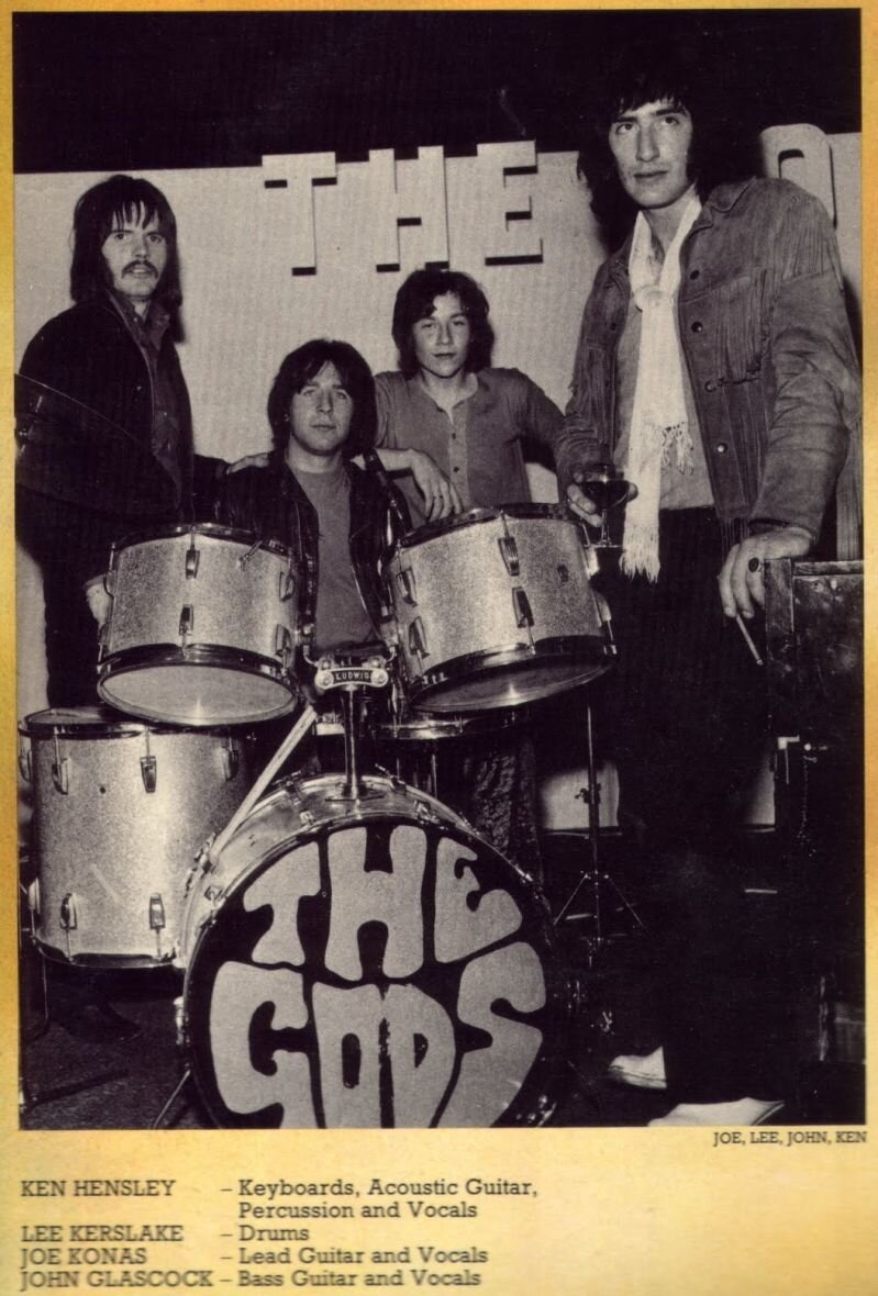 Кен Хенсли в составе группы "The Gods". Второй слева - Ли Керслейк