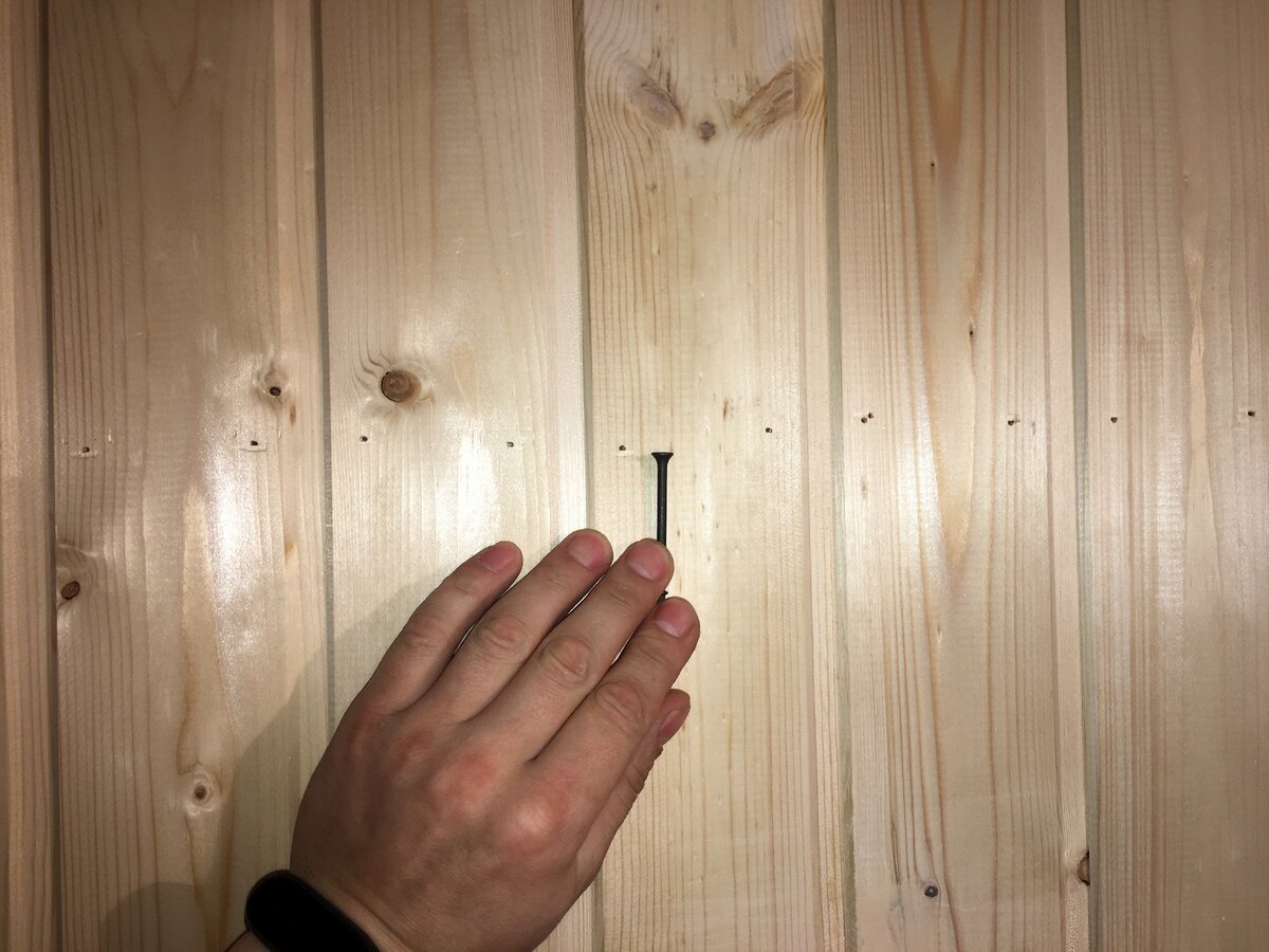 Как вытащить гвоздики из задней стенки шкафа
