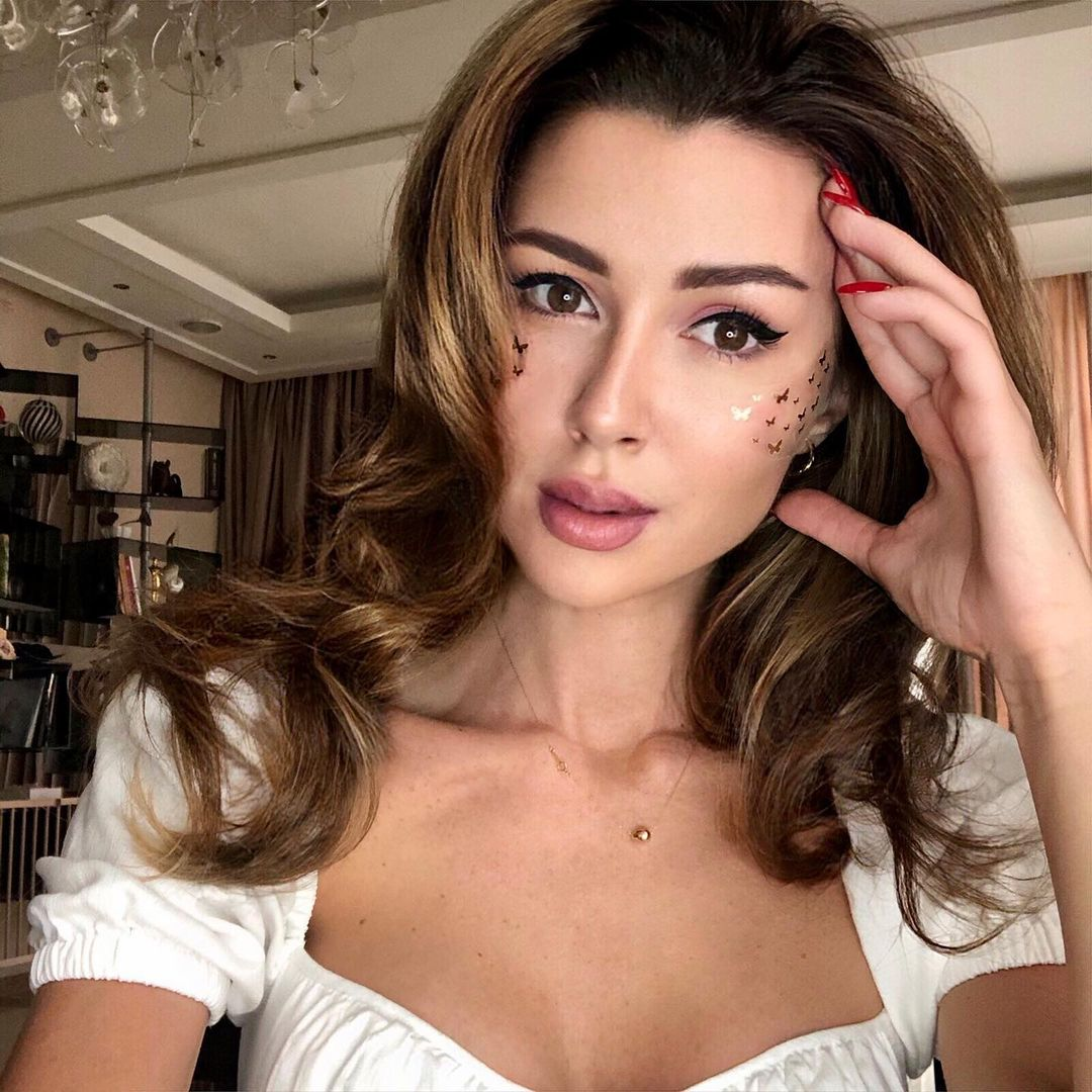 Анна Заворотнюк. Фото: Фото: instagram.com/anna_zavorotnyuk/