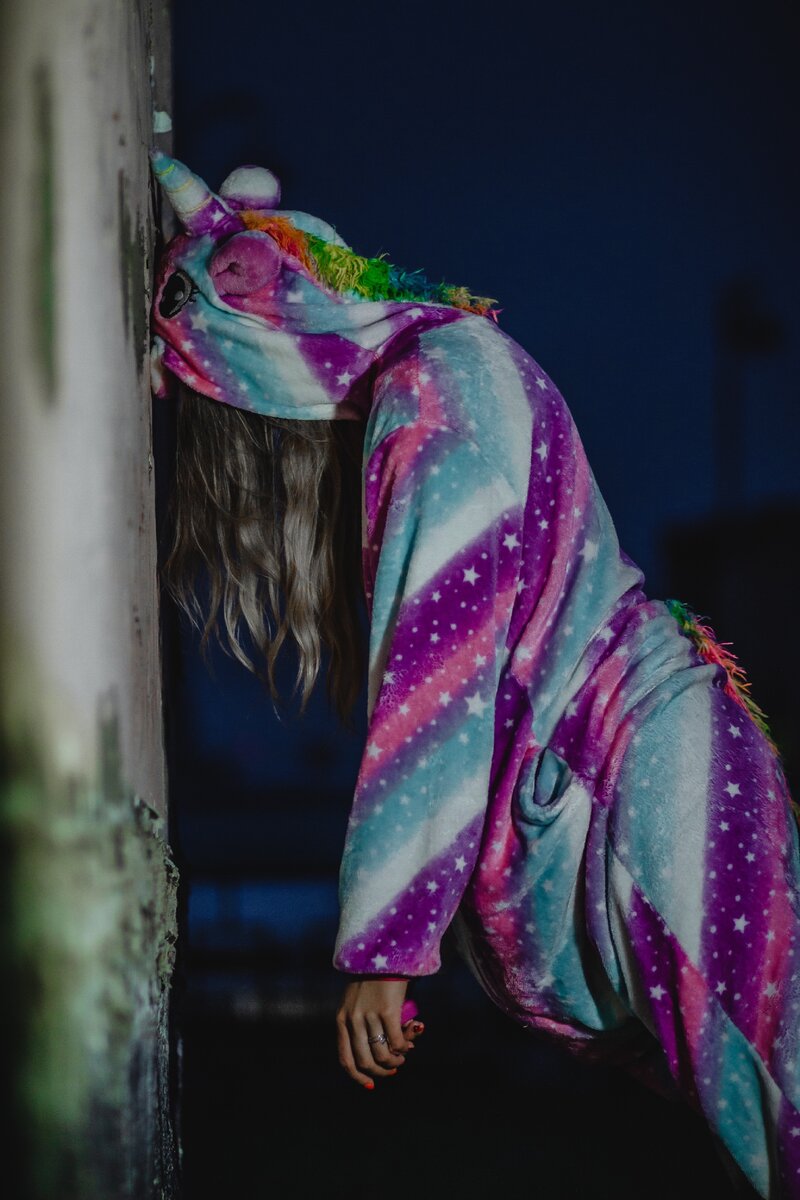 Немного грустного единорога в пост, что бы передать атмосферу.