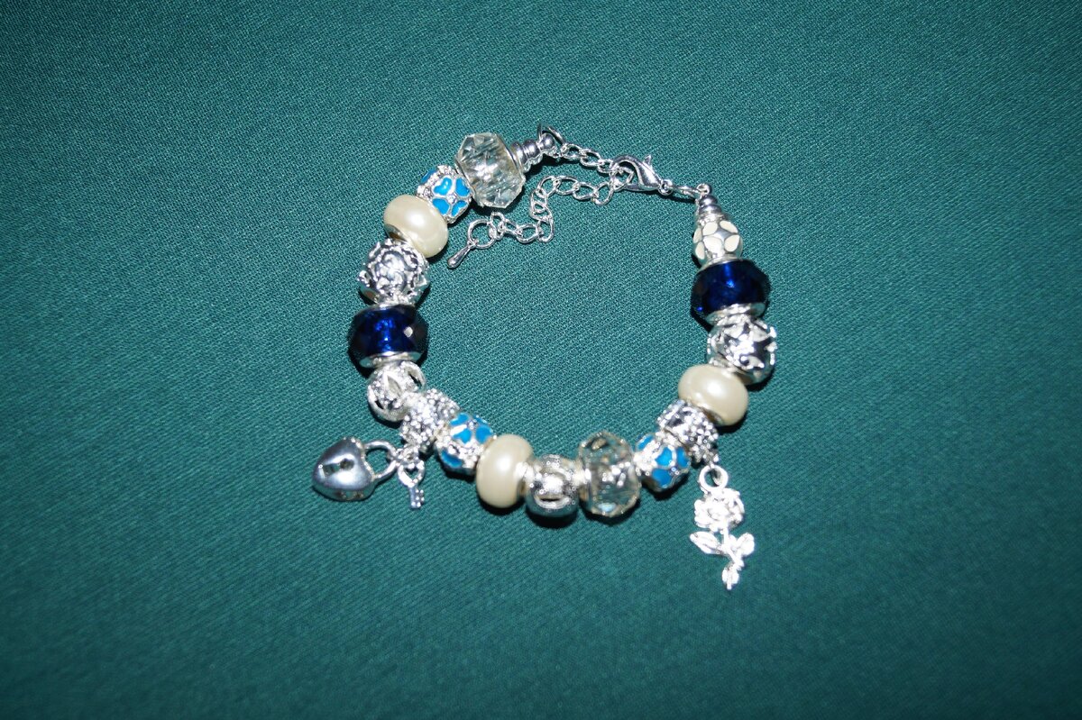 Браслет в стиле "пандора". Листайте галерею