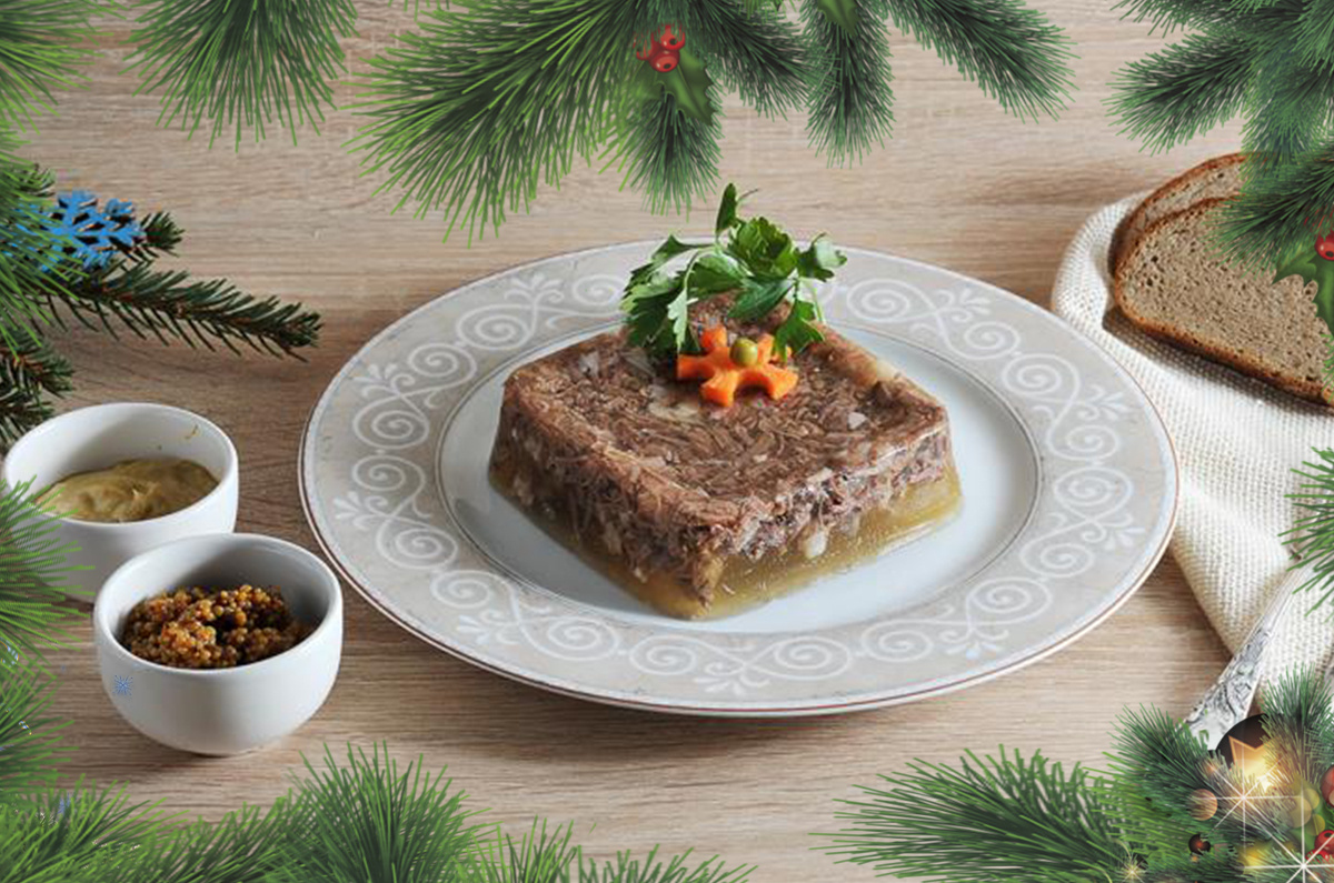 Готовый холодец из двух видов мяса