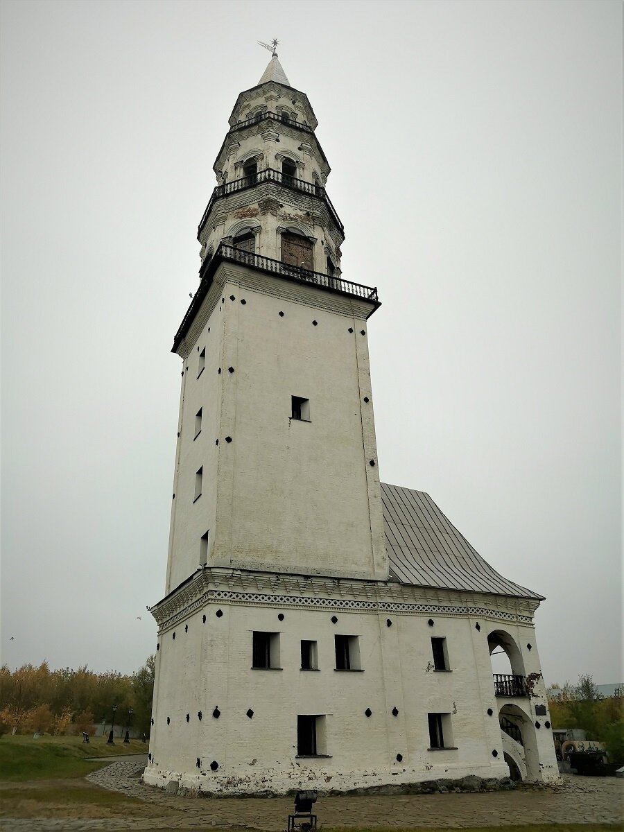 Невьянская башня