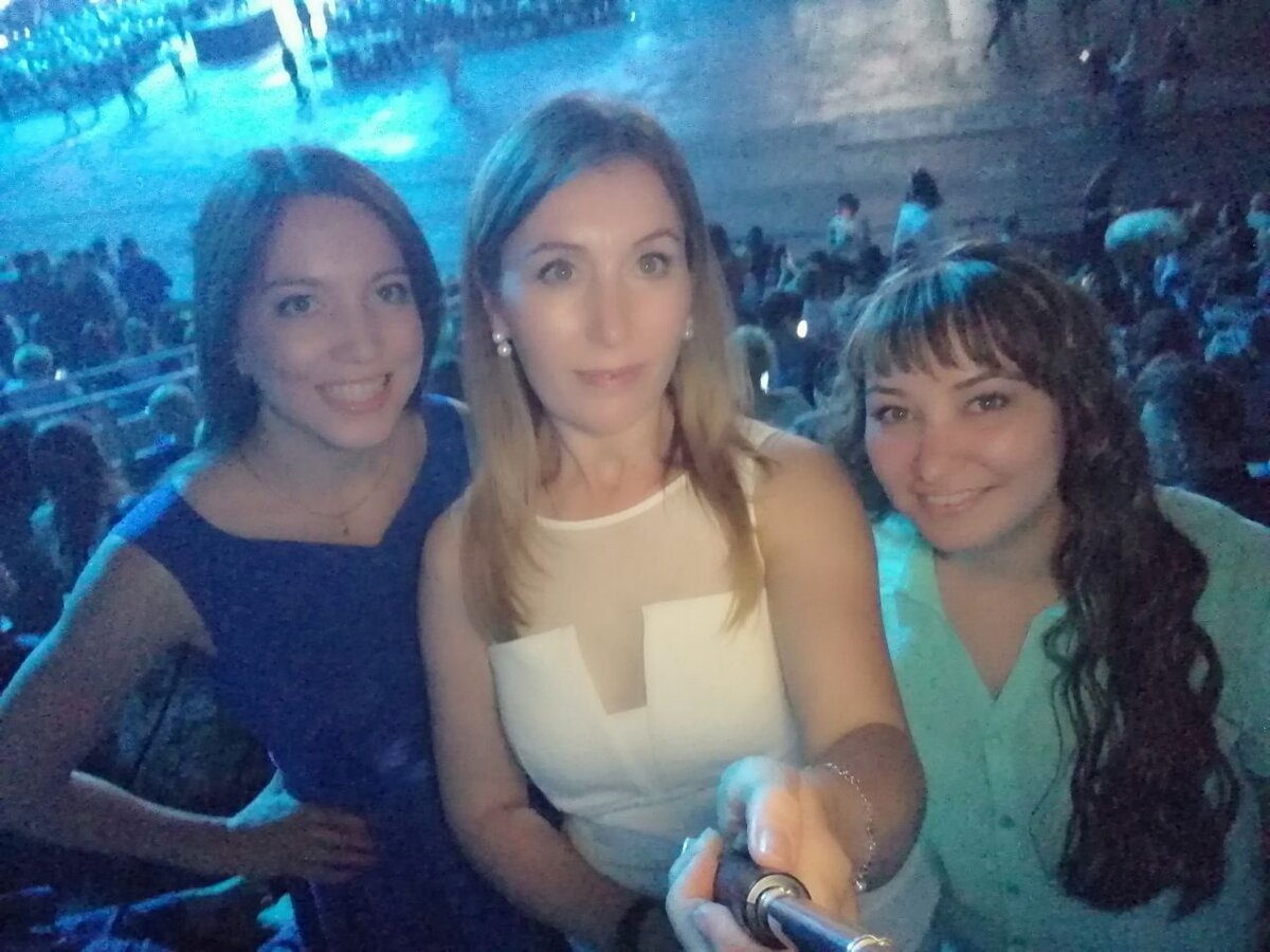 Я с моими партнерами, девочки из разных городов, с одной из девушек увиделись только на форуме. 