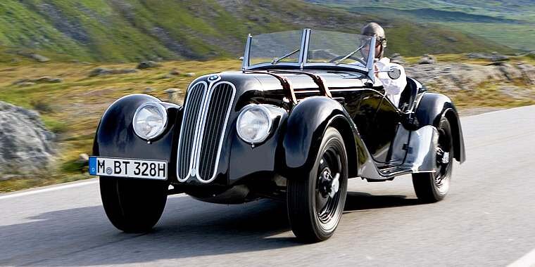 BMW 328, фото из Сети