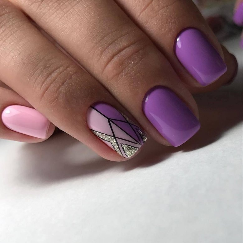 Варианты фиолетового маникюра на короткие ногти (64 фото)