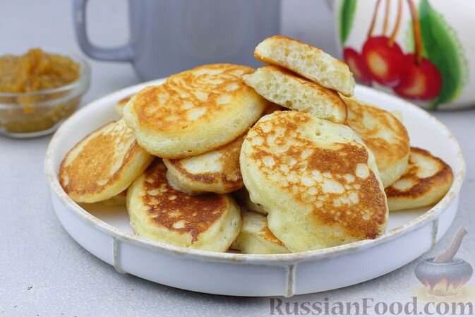 молоко, мука пшеничная, масло растительное, сахар, сахар ванильный, дрожжи сухие, соль