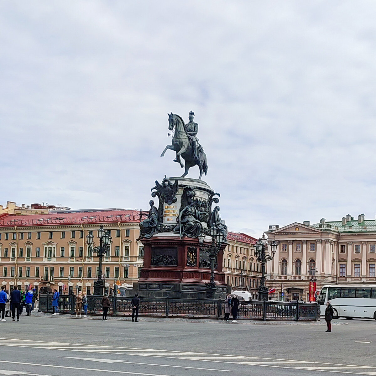  Памятник Николаю I