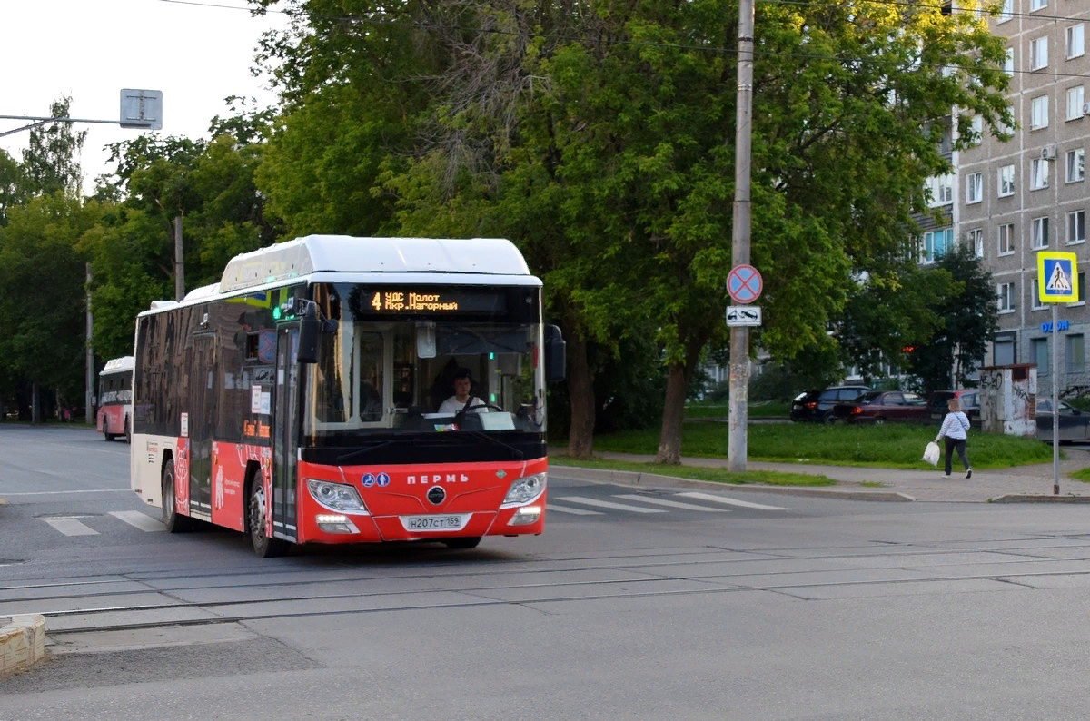 77 автобус пермь. Автобус ЛИАЗ 5292 67. ЛИАЗ 5292.22. ЛИАЗ 5292.20. Автобус по городу.