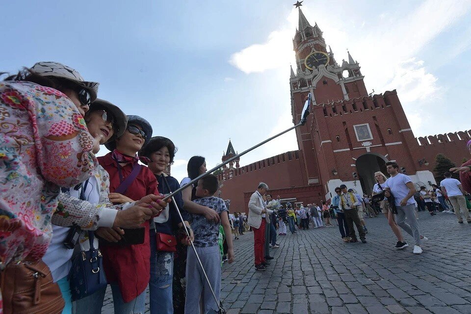     Москва вошла в тройку самых популярных городов России у китайских туристов Владимир ВЕЛЕНГУРИН