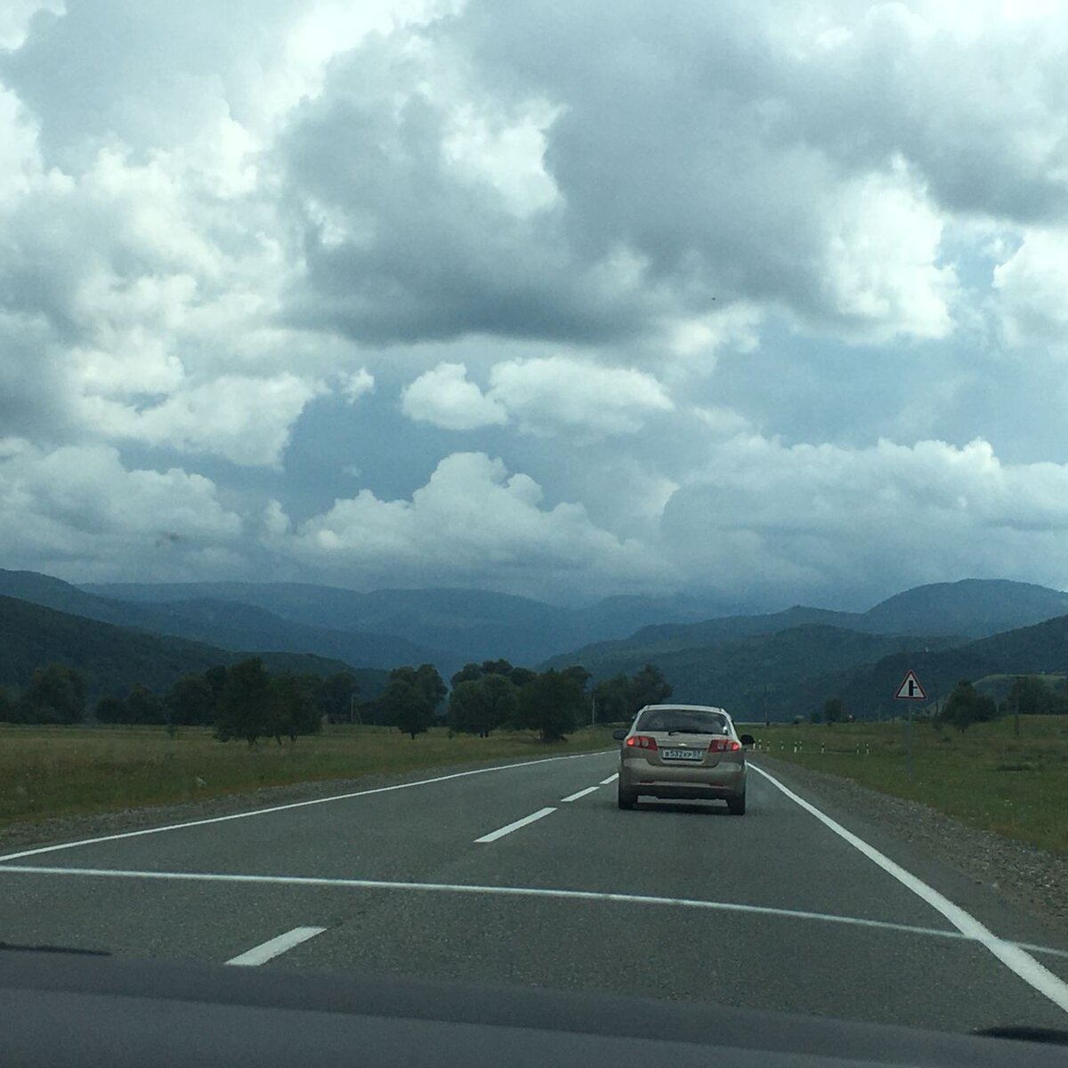 Вид из такси на приближающееся счастье