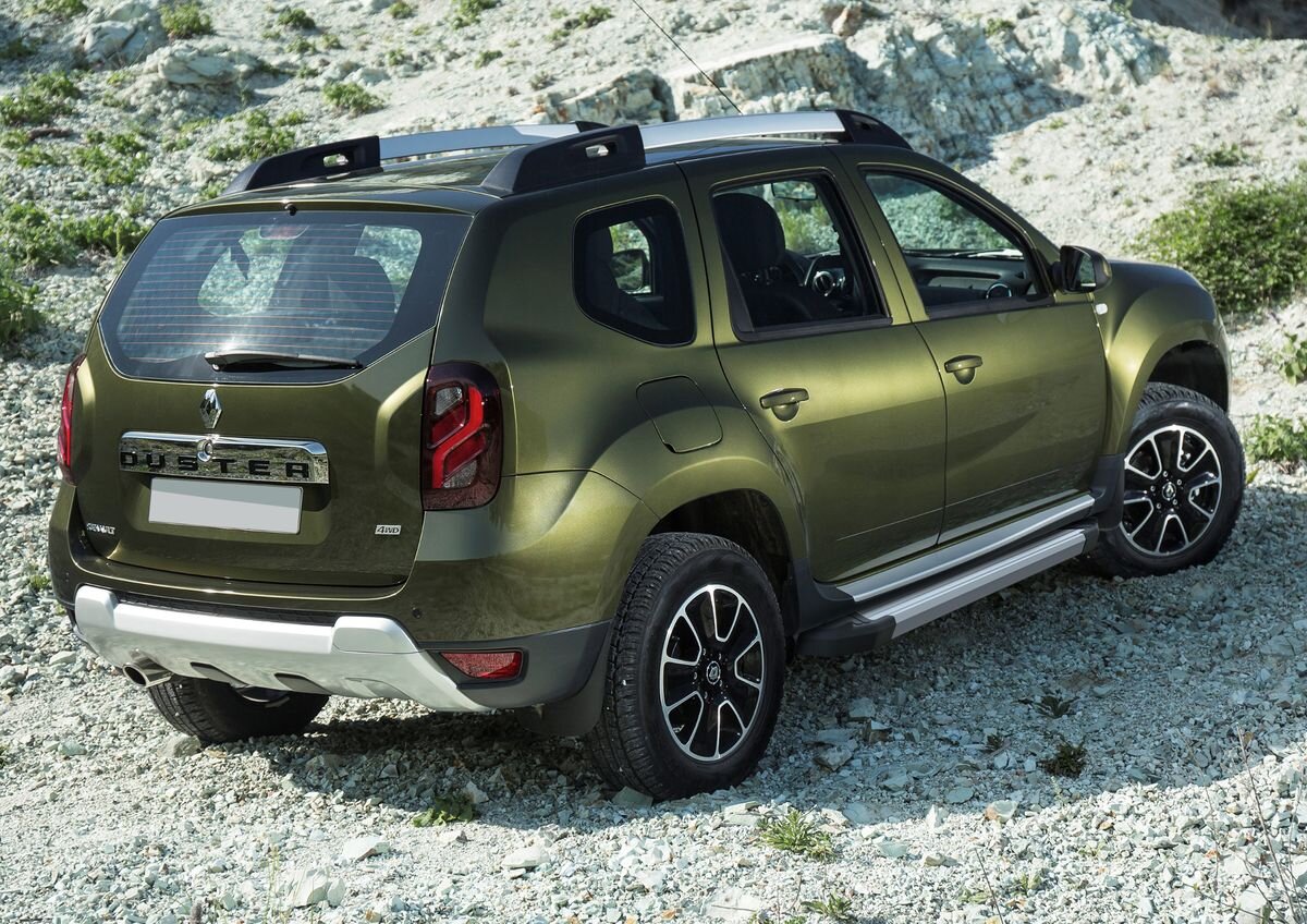Вид сзади Renault Duster 2020