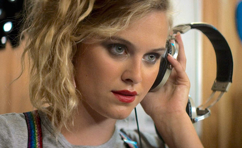 Кадр из фильма "Лето 84-го" 2017 г.