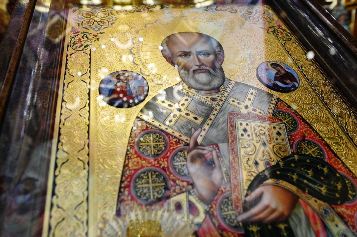 Святой Николай Чудотворец Божий. Из архива сайта Патриарха Московского и Всея Руси.  https://foto.patriarchia.ru/news/osvyashchenie-khrama-svyatitelya-nikolaya-chudotvortsa-na-territorii-glavnogo-ofisa-kompanii-fosagro-v-moskve-2019-12-13/

