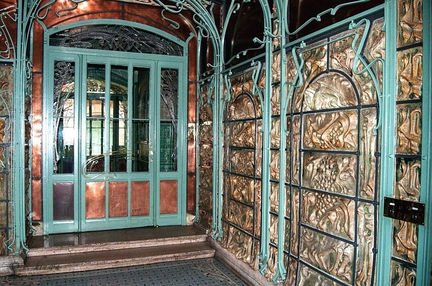 Керамика Биго в Замке Беранже (Le Castel Beranger)